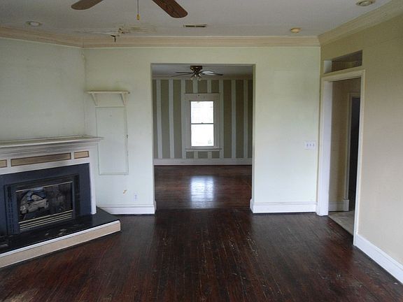 2nd image of 232 Oyster Creek Dr