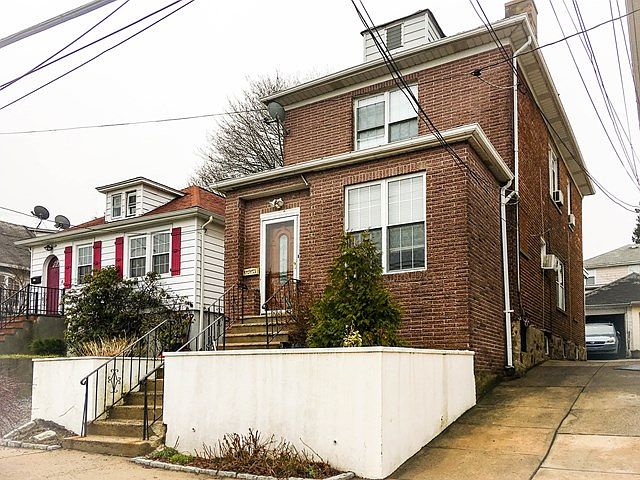 1st image of 109 Sumner Ave