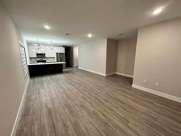 Living / dining area