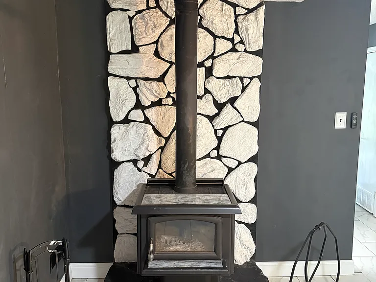 2651 Cole Dr — Photo 7