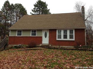 22 Old Unionville Rd, Plattekill, NY 12589