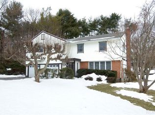 3 Holly Ln, Rye Brook, NY 10573