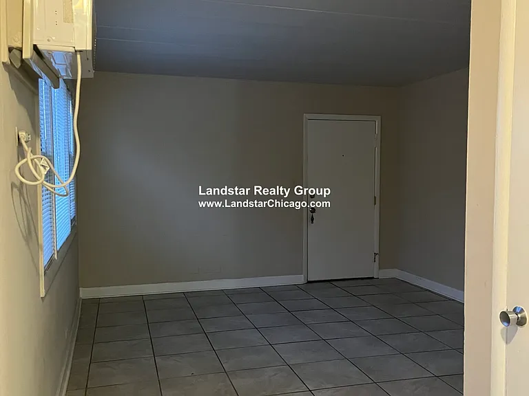 3820 25th Ave #15 — Photo 2