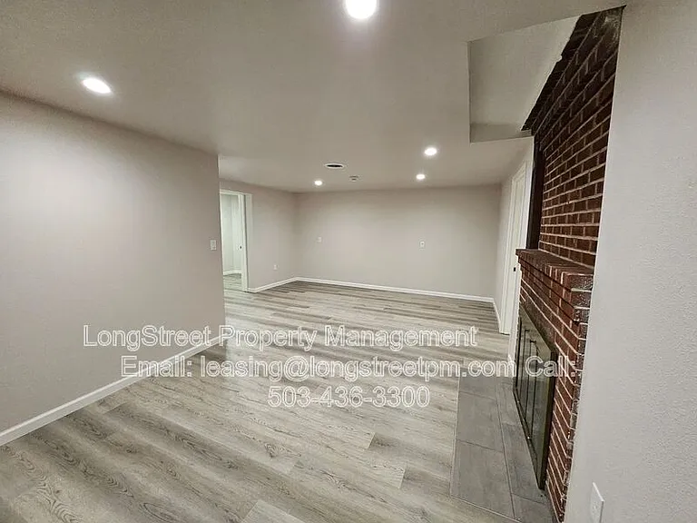8010 NE Prescott St — Photo 22