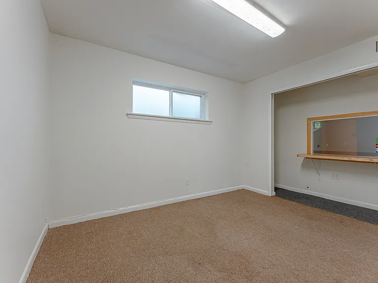 5100 John F Kennedy Blvd — Photo 7