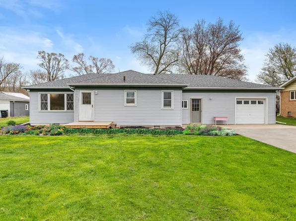 7317 Clay St, Merrillville, IN 46410