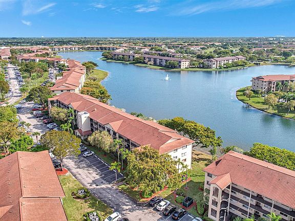 5th image of 1201 SW 141st Avenue #309J