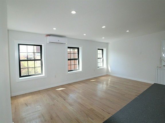 2nd image of 534 Court St Floor 2