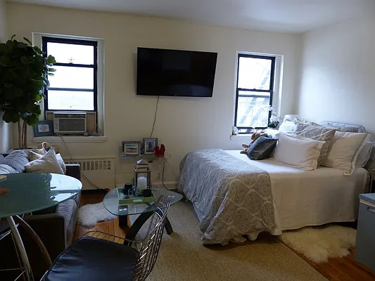 Rented by Immac Realty | media 14