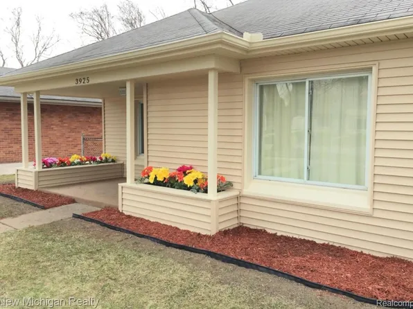 3925 Madison St, Dearborn Heights, MI 48125