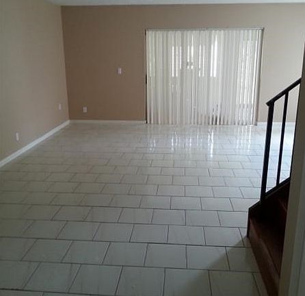 3rd image of 7901 SW 9th St