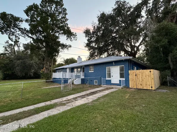 322 S 17TH Street, Palatka, FL 32177
