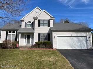 413 Donald Dr, Schenectady, NY 12306