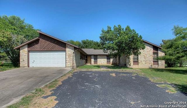 1st image of 1312 Lazy Creek Ln