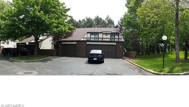 1st image of 525 Forsythia Ln