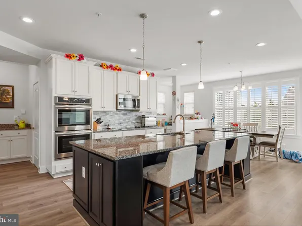 6 Henry House Cir, Taneytown, MD 21787