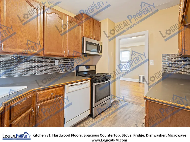 17308 Oak Dr #1 — Photo 2