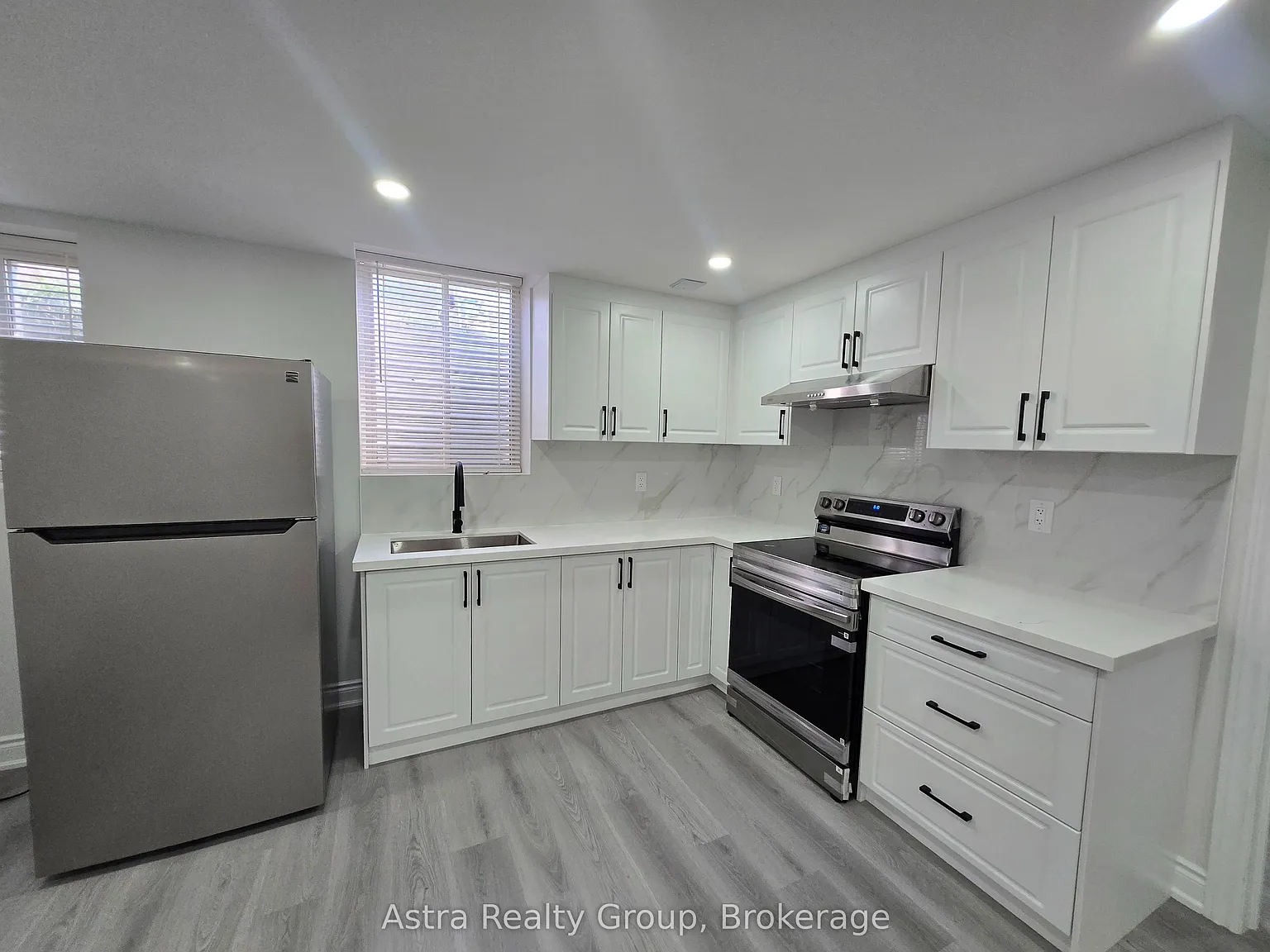 2 bed, $2,000 — Photo 4