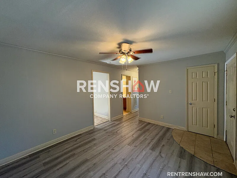 2 bed, 1.0 bath, $775 — Photo 4