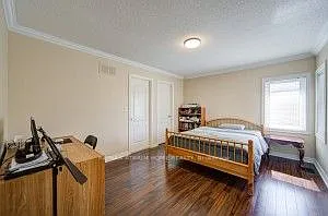 11 Farnham Dr — Photo 16