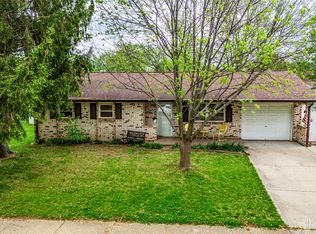 1579 Commonwealth Dr, Xenia, OH 45385