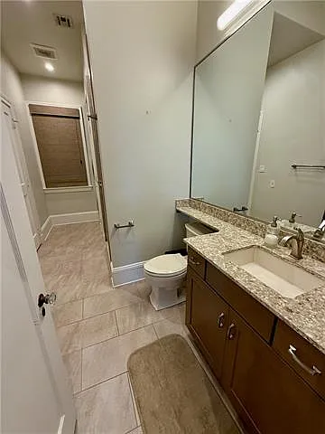 7014 Saint Charles Ave #G — Photo 9
