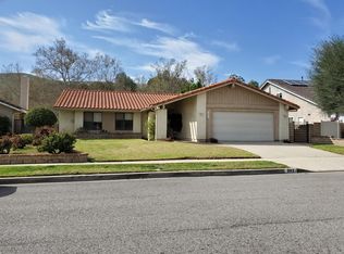 207 Parkview Dr, Oak Park, CA 91377