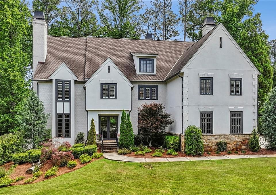 1st image of 425 Laurel Chase Ct