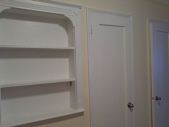 4th image of 65-44 Saunders St #407