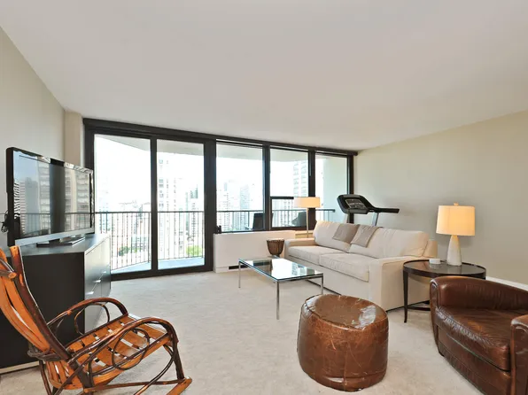 1560 N Sandburg Ter APT 1808J, Chicago, IL 60610