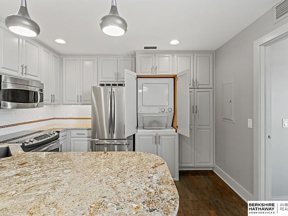 4th image of 1001 O St APT 705