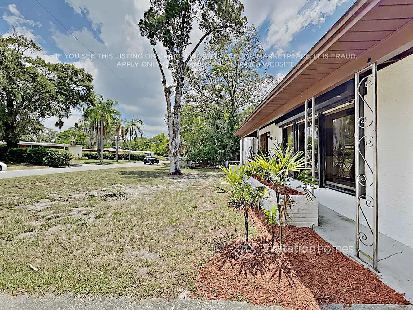 207 Redwood Ave Temple Terrace, FL 33617 — Photo 2
