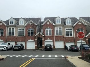 102 Donato Cir #102, Scotch Plains, NJ 07076