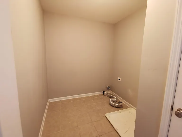 230 Kubol Dr — Photo 10