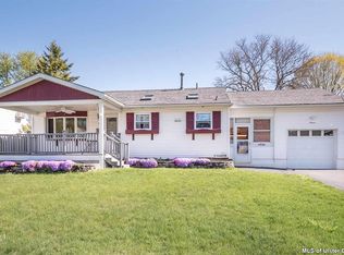 16 Edgewood Dr, Saugerties, NY 12477