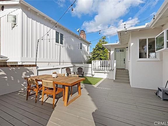 5th image of 226 La Jolla Dr