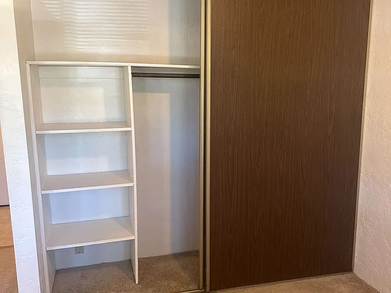 775 SW Washington Ave — Photo 37
