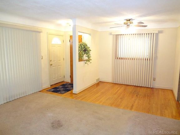 2nd image of 25314 Barbara St