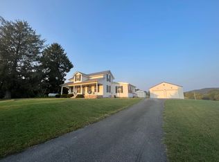 99 Wright Ln, Pall Mall, TN 38577
