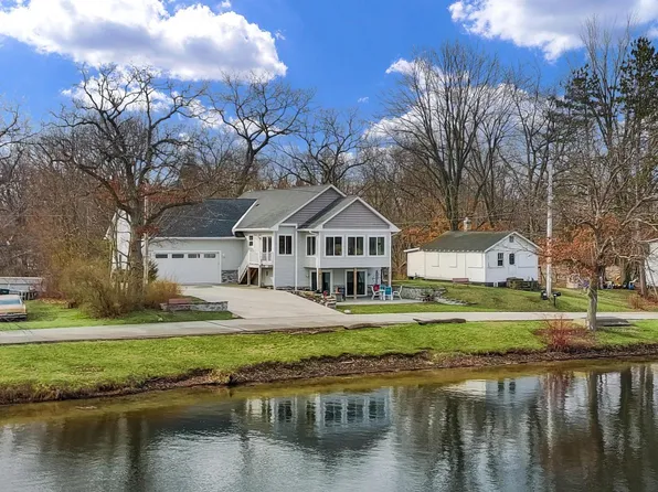 W1143 Lake DRIVE, Genoa City, WI 53128