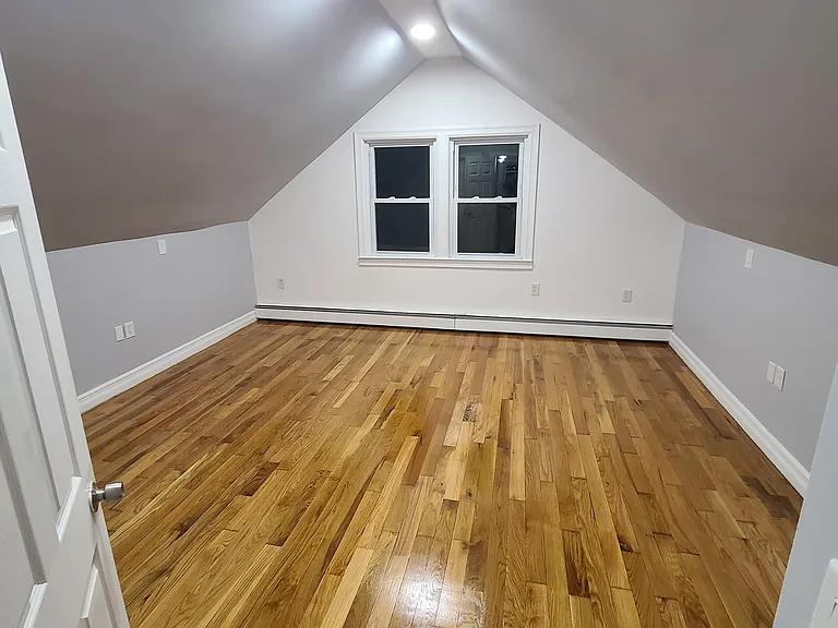 32-34 Gertrude St #3 — Photo 4