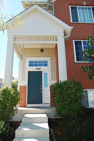 1st image of 744 Sanborn St
