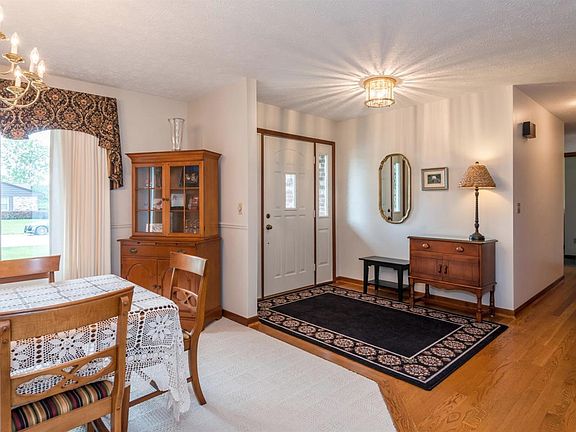 5th image of 3403 Carol Ann Ln