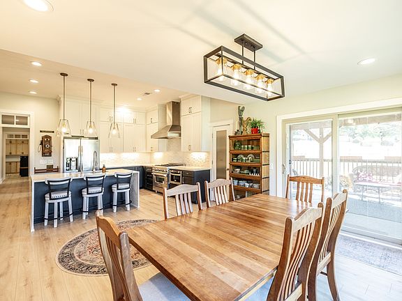 30th image of this home