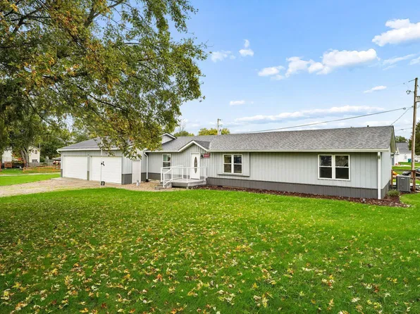 5102 Fairfield Beach Rd NE, Thornville, OH 43076