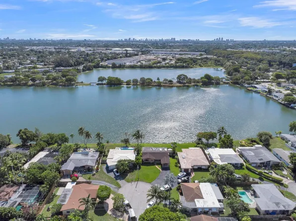 1774 NW 39th Place, Oakland Park, FL 33309