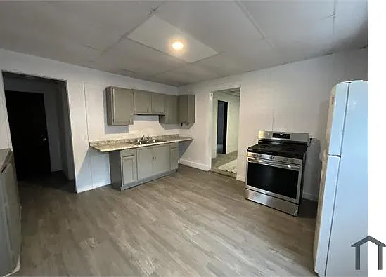 7608 Harvard Ave — Photo 1