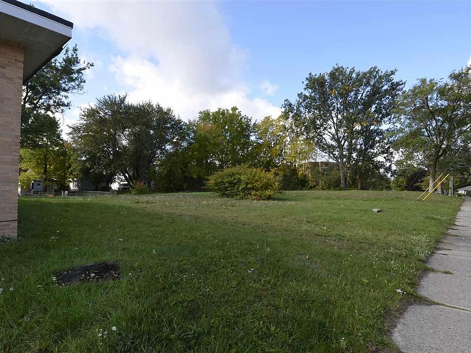 1st image of 221 South St Lot 11-13