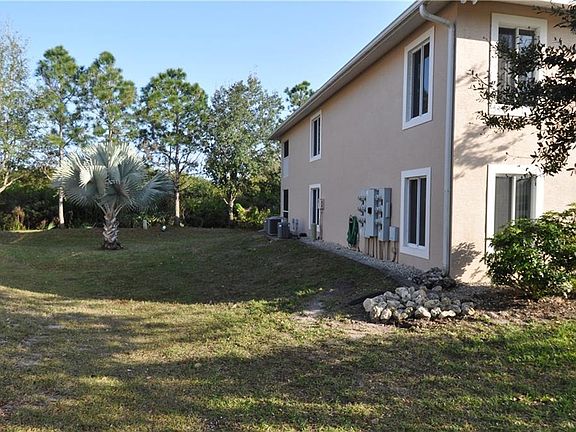 2nd image of 9800 Fiddlers Green Cir #7