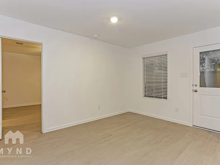 10120 Dalgreen Cir — Photo 10